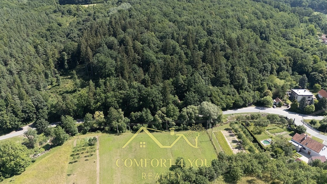 Prodej pozemku 1 649 m² – fotografie 3