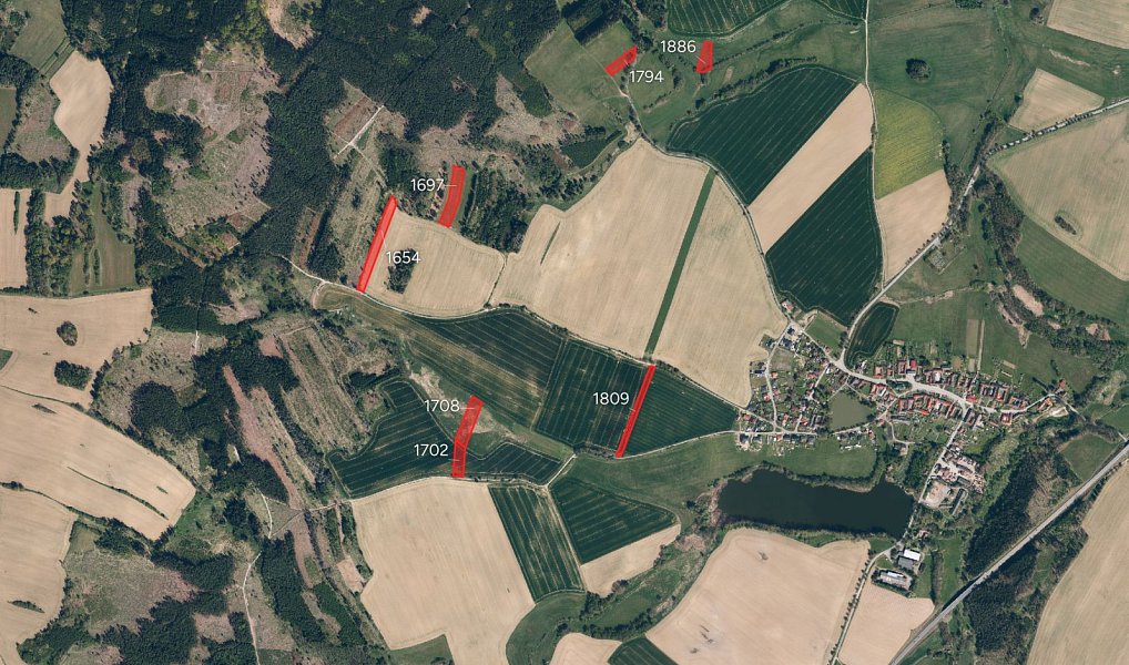Prodej pozemku, 28210 m², Pelhřimov, Ústrašín