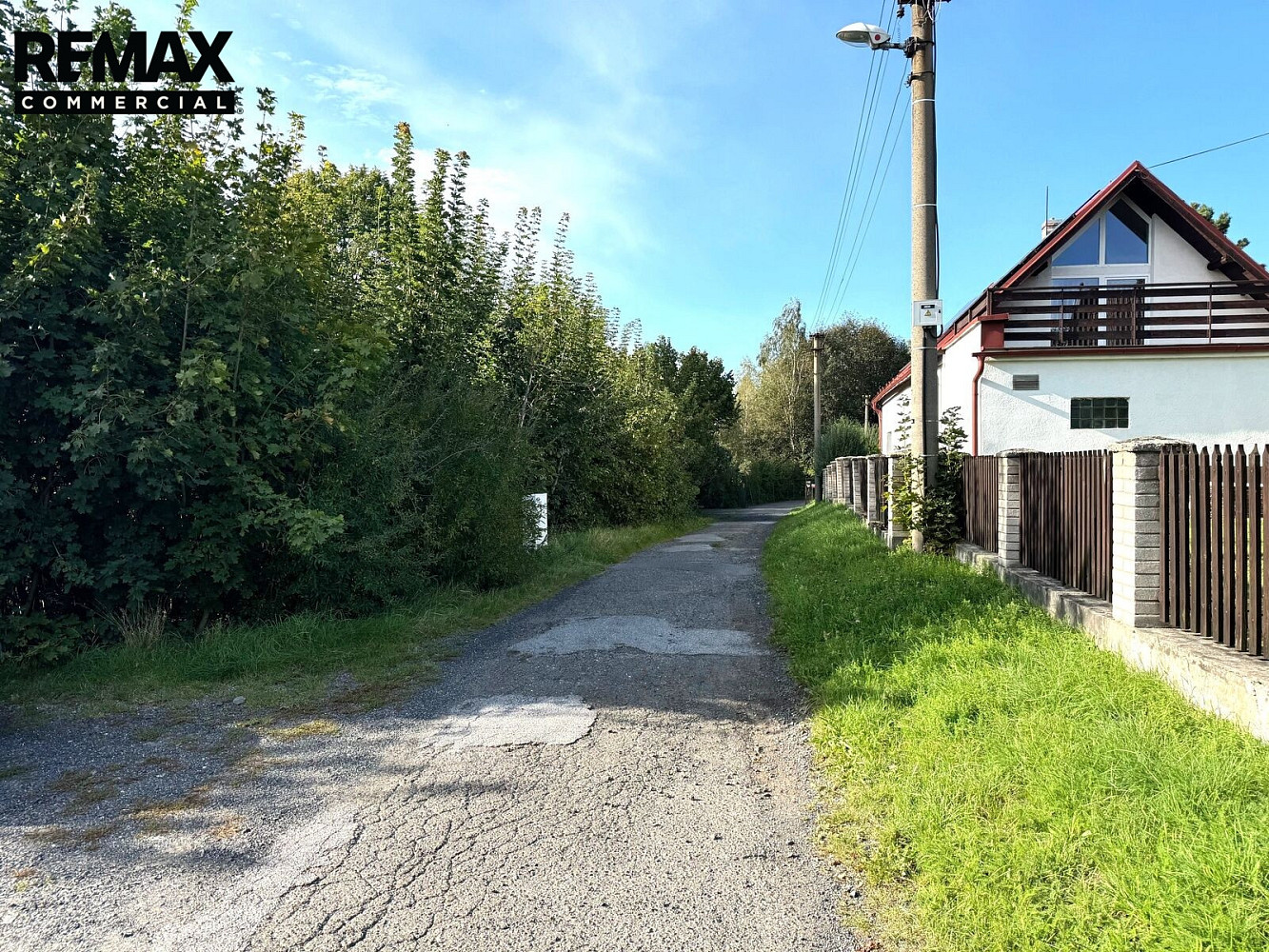 Prodej stavebního pozemku 1 259 m² – pohled 3