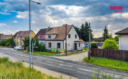 Prodej domu 110 m² s pozemkem 350 m², Kostelecká, Kostelec nad Labem - Jiřice, okres Mělník