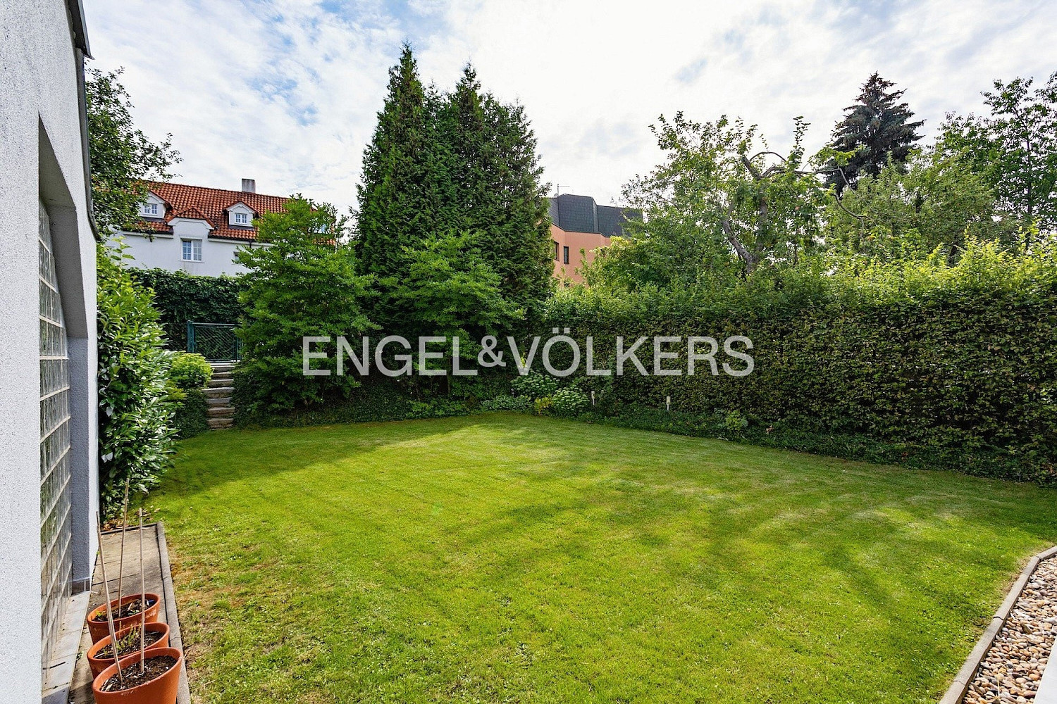 Pronájem domu 230 m² s pozemkem 485 m² — photo 3