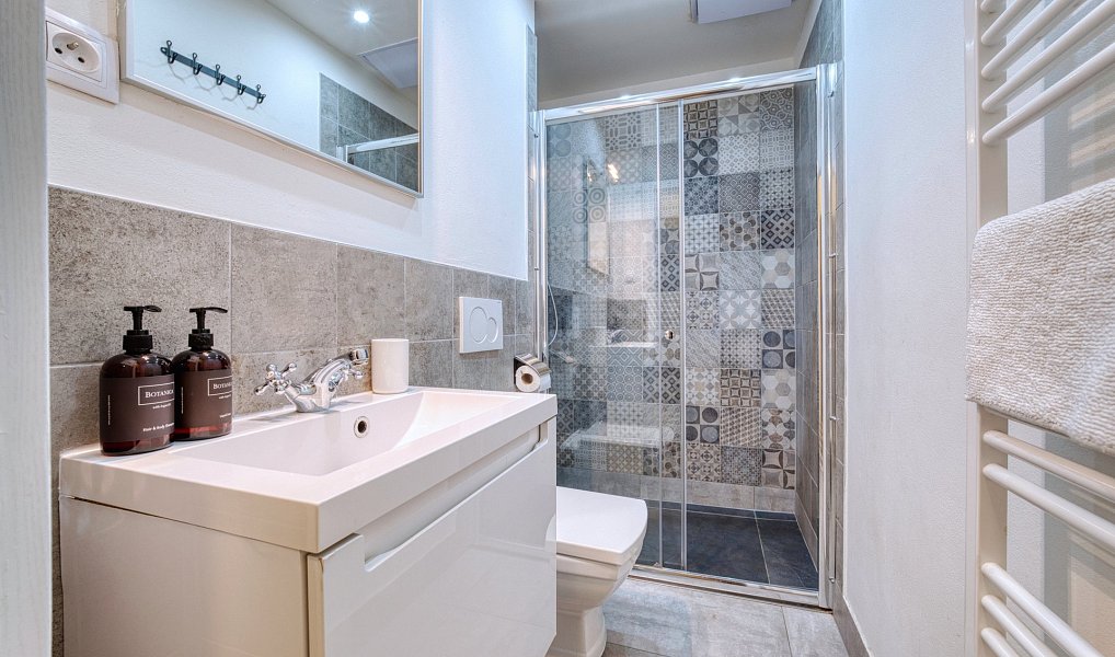 Prodej bytu 3+1 96 m², Praha – náhled fotky 16