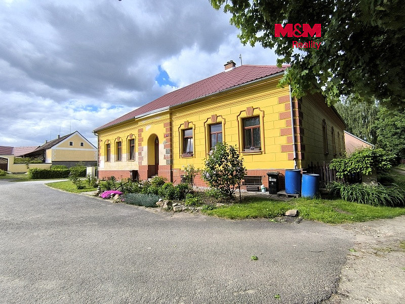 Prodej nájemního domu, činžáku 249 m²