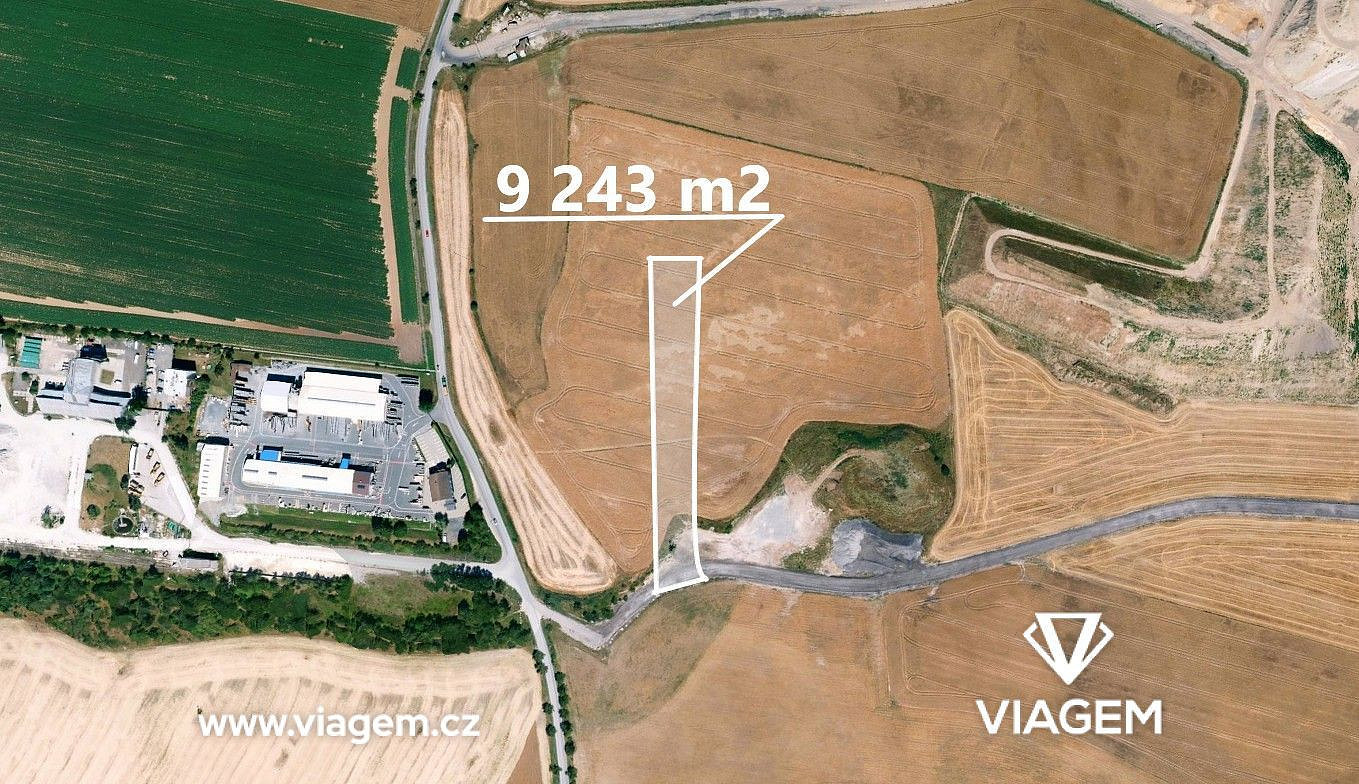 Prodej pole 1 848 m²