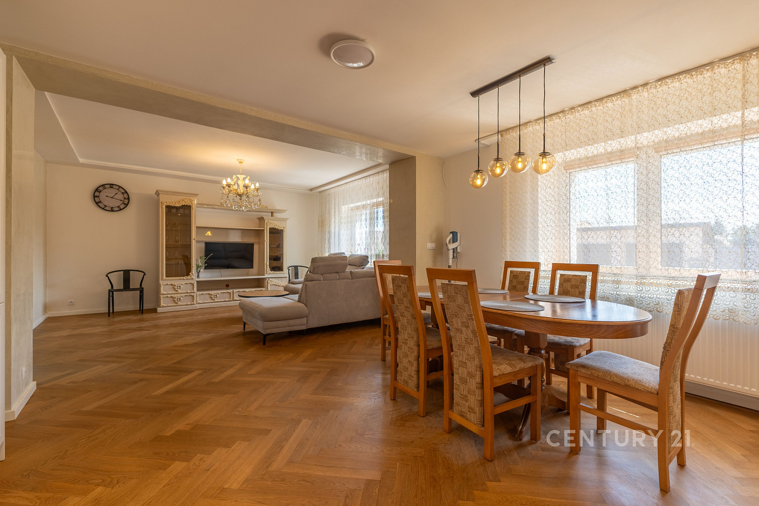 Prodej domu 180 m² s pozemkem 378 m² – fotografie 2