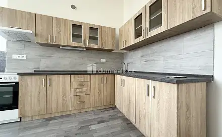 Pronájem bytu 2+kk 83 m², Modlany, okres Teplice