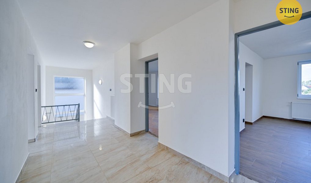 Prodej domu 270 m² s pozemkem 615 m², Strachotín – náhled fotky 24