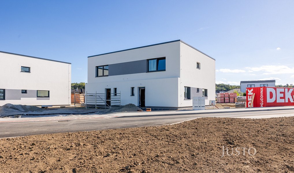 Prodej bytu 5+kk 123 m², Včelná – náhled fotky 3