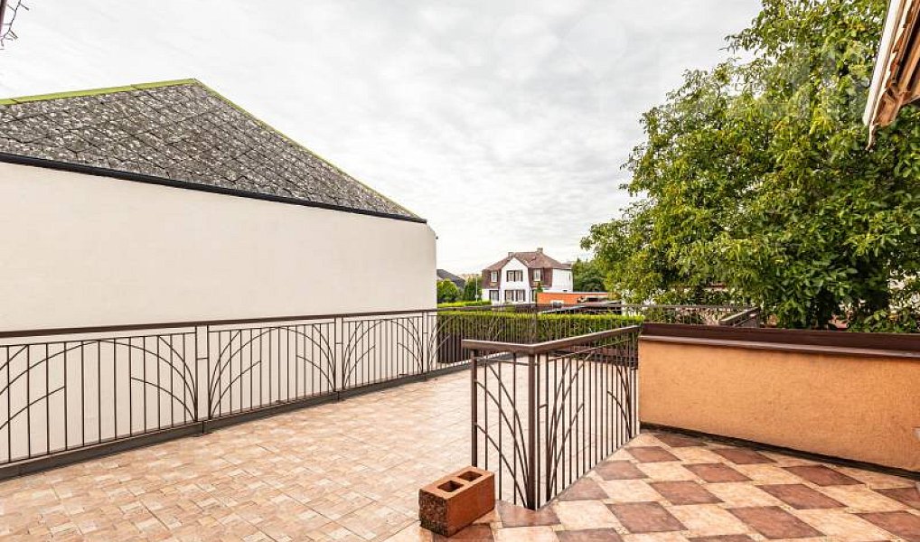 Prodej domu 285 m² s pozemkem 307 m², Jirkov – náhled fotky 16