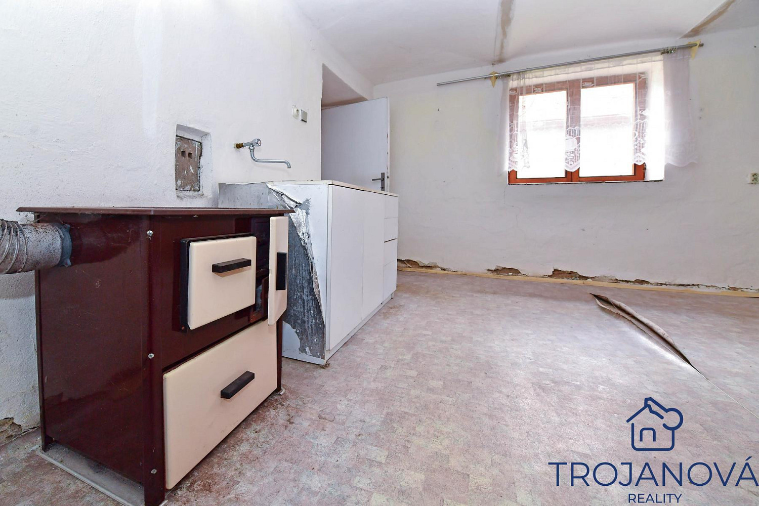 Prodej domu 120 m² s pozemkem 951 m² — photo 4