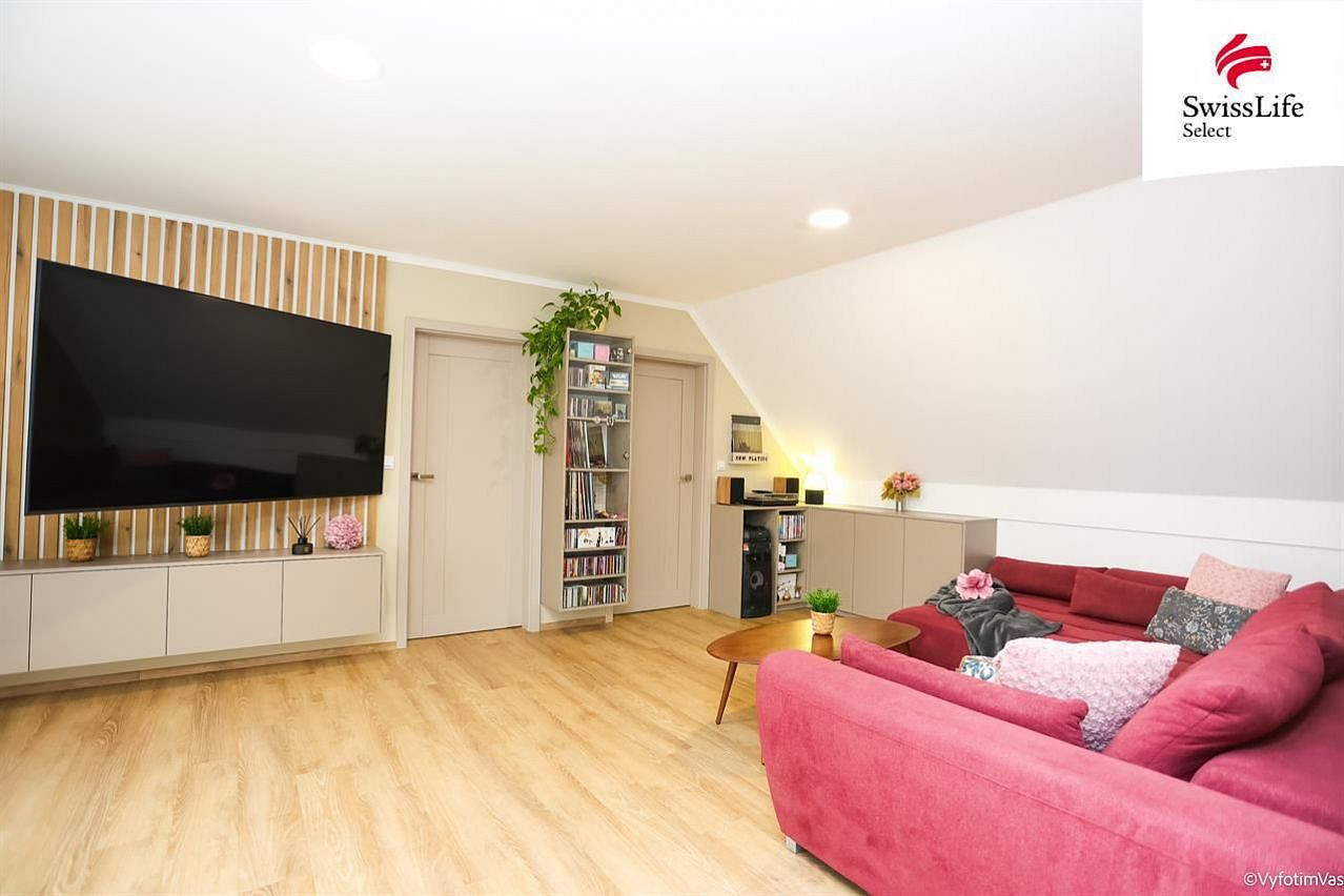 Prodej bytu 3+1 67 m² — photo 2