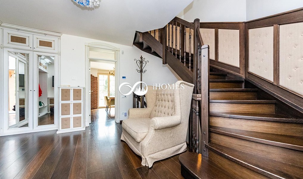 Prodej domu 484 m² s pozemkem 5 684 m², Praha – náhled fotky 50