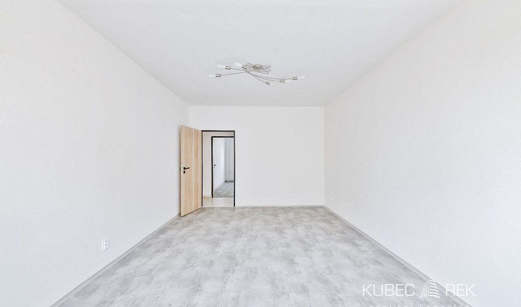 Prodej bytu 2+1 64 m², Tábor – náhled fotky 12