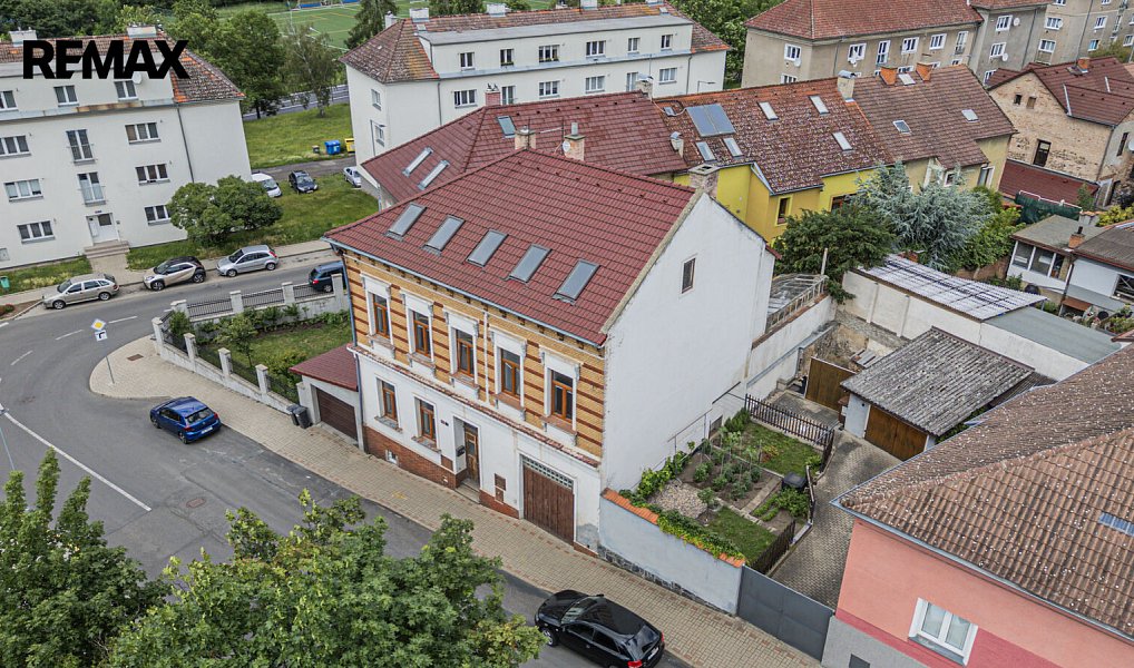 Prodej domu 220 m² s pozemkem 208 m², Bílina – náhled fotky 34