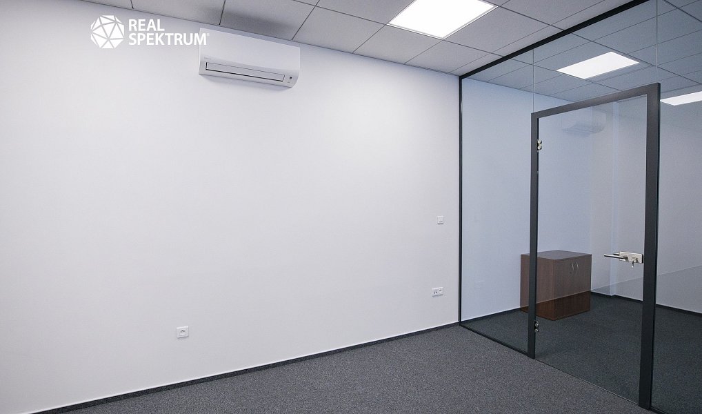 Pronájem skladovacích prostor 462 m², Znojmo – náhled fotky 9
