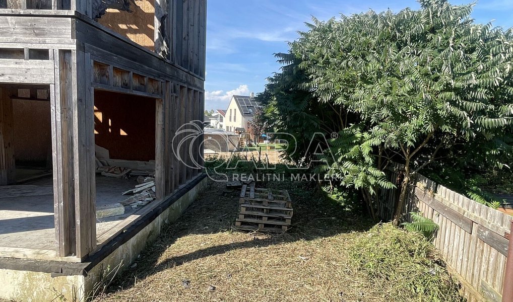 Prodej stavebního pozemku 266 m², Kostelec nad Černými lesy – náhled fotky 9