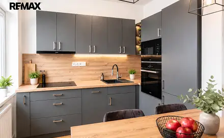 Prodej bytu 1+kk 37 m², Rudolfovská tř., České Budějovice - České Budějovice 4