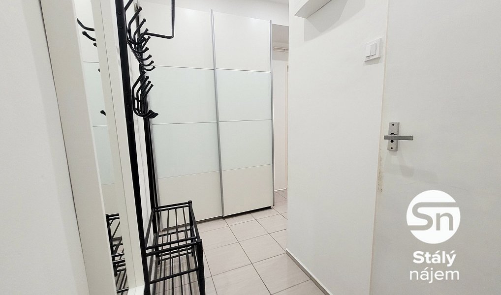 Pronájem bytu 2+kk 45 m², Praha – náhled fotky 9