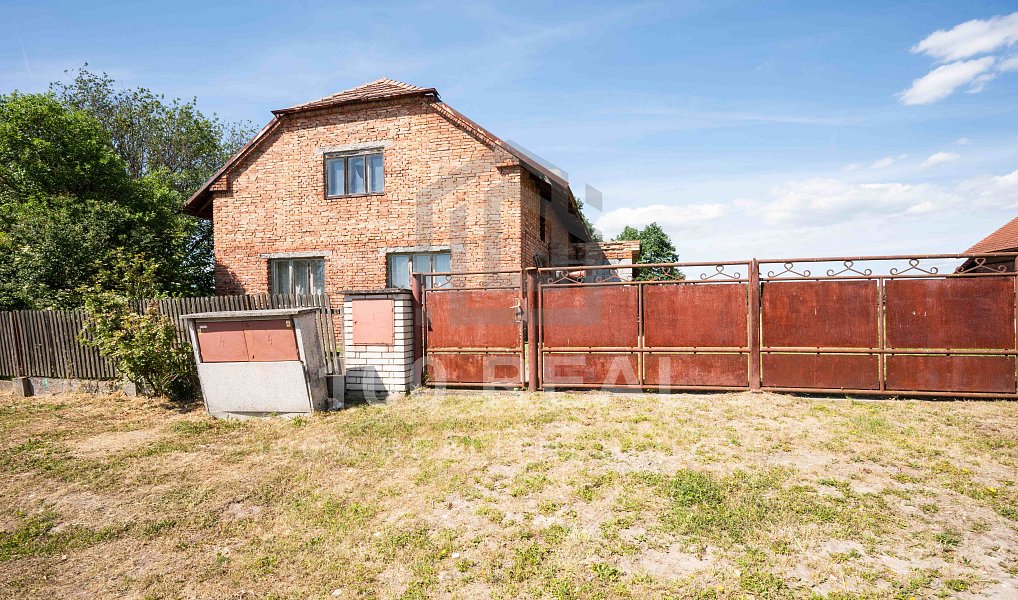 Prodej domu 115 m² s pozemkem 875 m², Býšť – náhled fotky 2