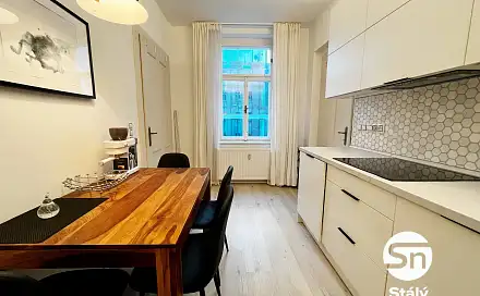 Pronájem bytu 1+1 32 m²