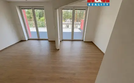Prodej nájemního domu, činžáku 842 m², Pod Borným, Doksy - Staré Splavy, okres Česká Lípa