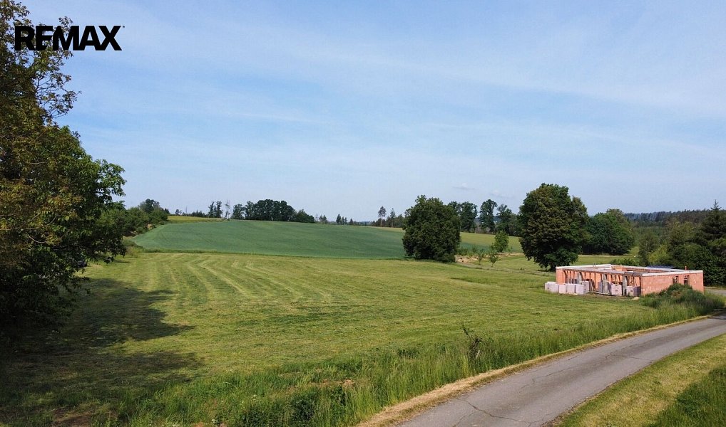 Prodej stavebního pozemku 1 017 m², Hořice – náhled fotky 4