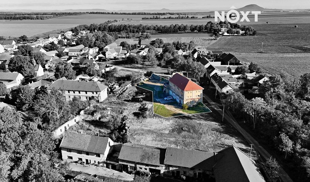 Prodej stavebního pozemku 1 518 m², Černuc – náhled fotky 2