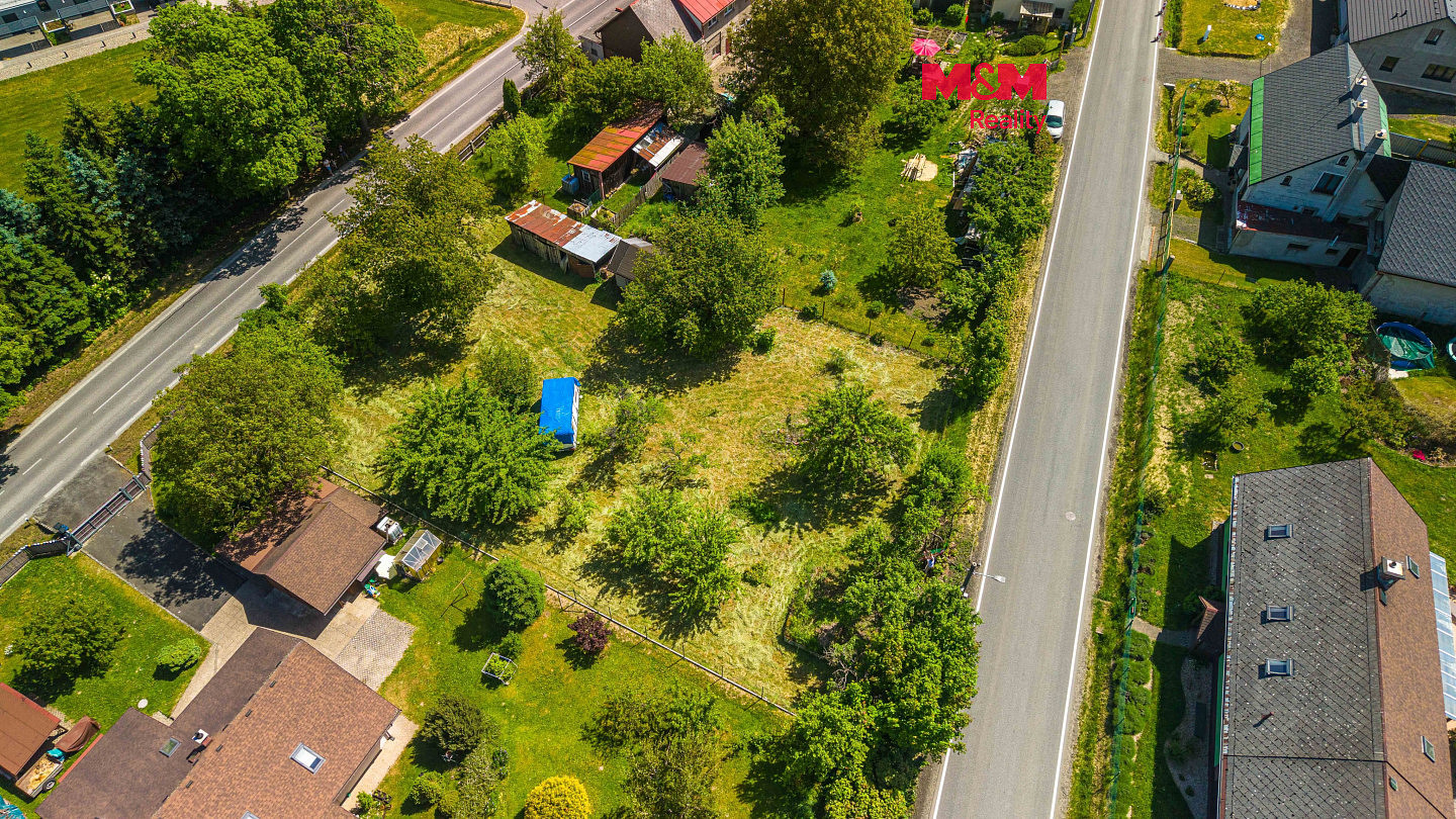Prodej stavebního pozemku 1 536 m²