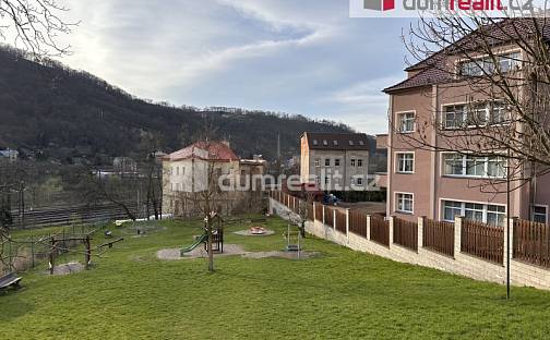 Pronájem bytu 2+1 57 m², Ke Hradu, Ústí nad Labem - Střekov