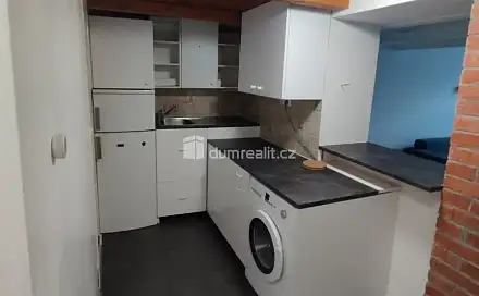Pronájem bytu 1+1 34 m², Plzeňská, Praha 5 - Smíchov