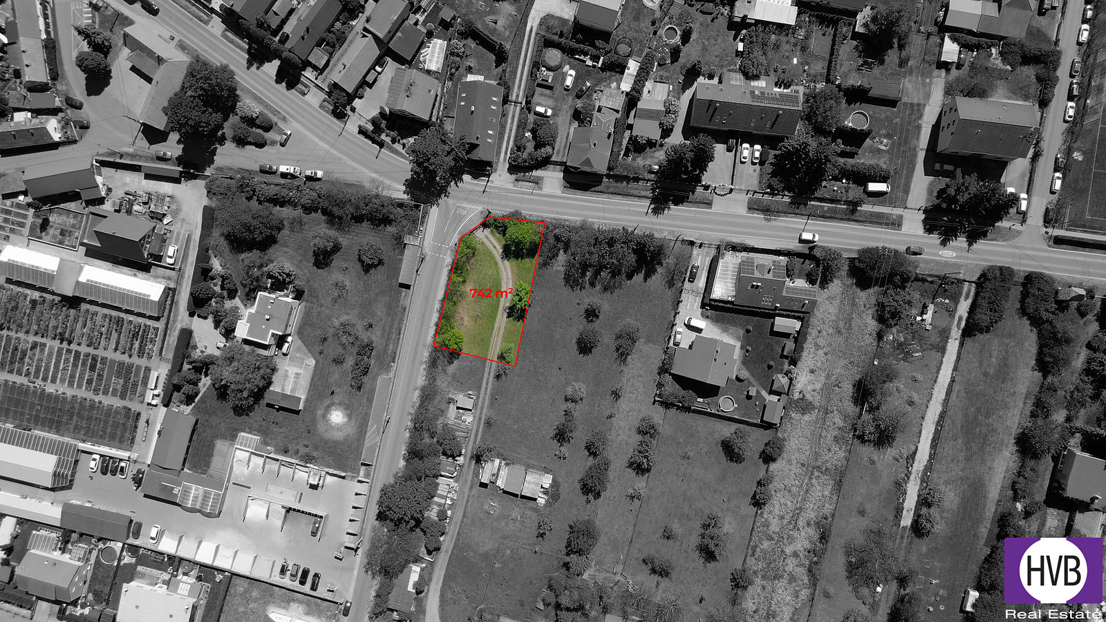 Prodej stavebního pozemku 742 m² – fotografie 2