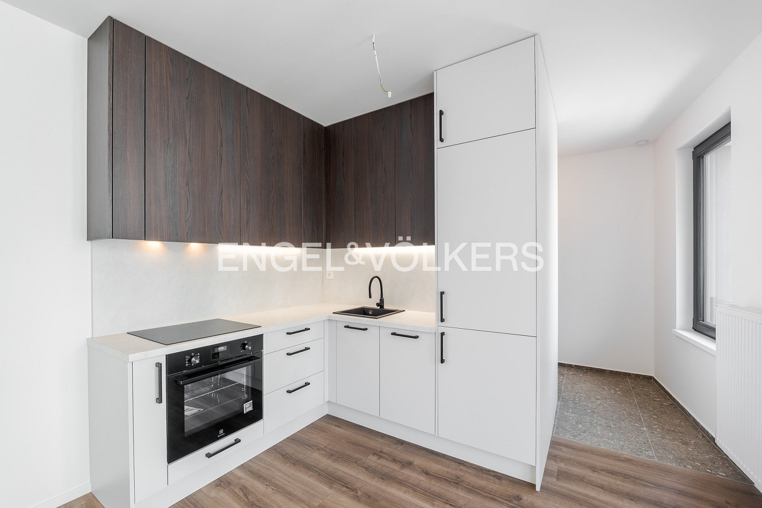 Pronájem bytu 2+kk 39 m² — photo 2