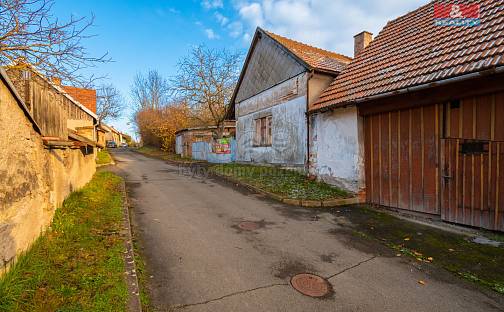 Prodej domu 90 m² s pozemkem 3 293 m², Činěves, okres Nymburk