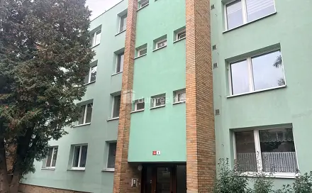 Pronájem bytu 1+1 32 m², Zd. Nejedlého, Mikulov, okres Břeclav
