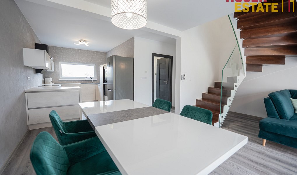 Prodej domu 93 m² s pozemkem 237 m², Holubice – náhled fotky 9