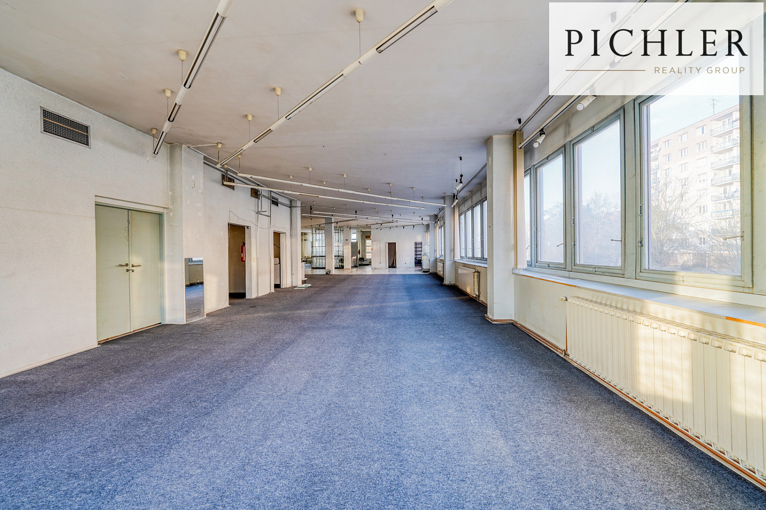 Pronájem kanceláře 650 m² — photo 4