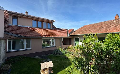 Prodej domu 174 m² s pozemkem 863 m², Nebovidy, okres Brno-venkov