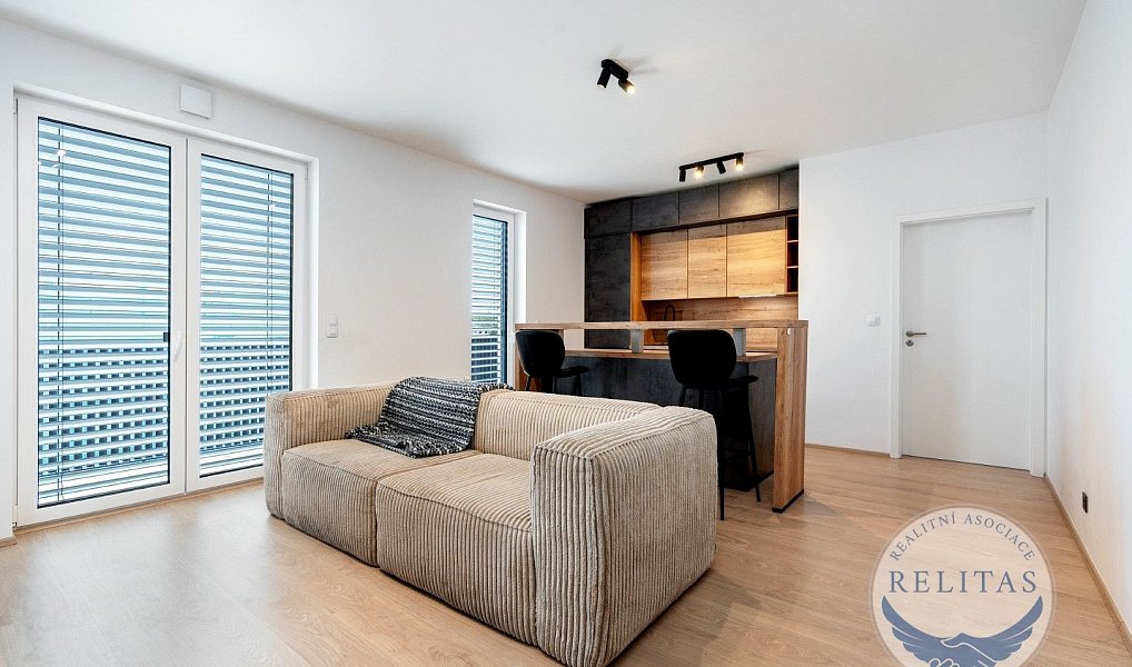 Prodej bytu 4+kk 145 m², Kladno – náhled fotky 2
