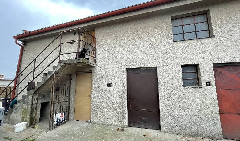 Prodej domu 228 m² s pozemkem 800 m², Tuřice – náhled fotky 25