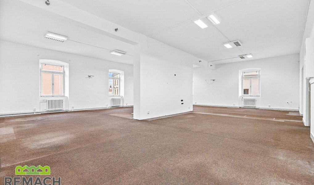 Pronájem obchodních prostor 110 m², Uherské Hradiště – náhled fotky 4