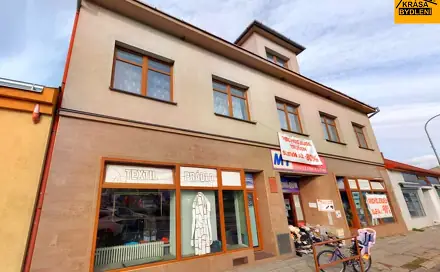 Prodej domu 800 m² s pozemkem 646 m², Veselí nad Moravou, okres Hodonín