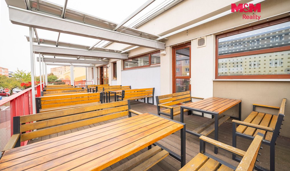 Pronájem restaurace 400 m², Most – náhled fotky 2