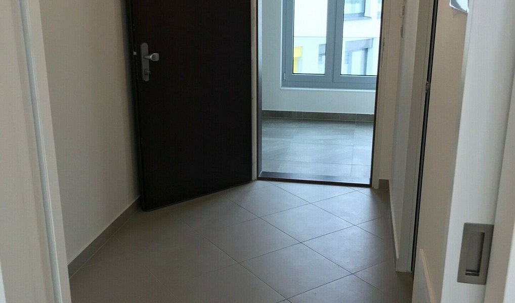 Prodej bytu 1+kk 34 m², Praha – náhled fotky 5