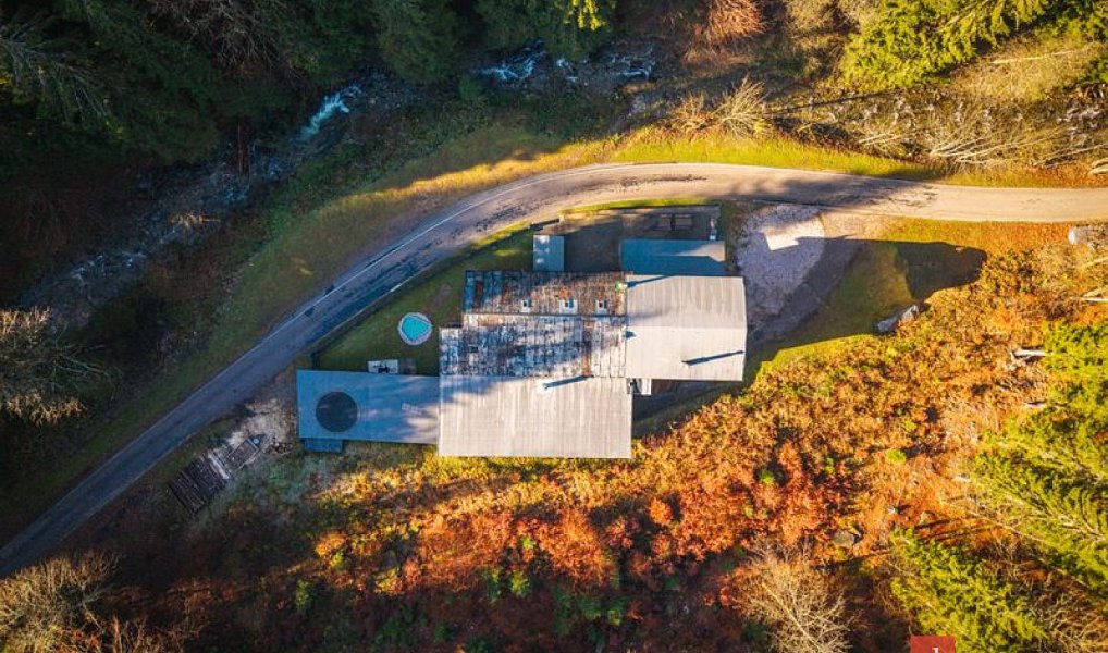 Prodej domu 650 m² s pozemkem 906 m², Strážné – náhled fotky 42