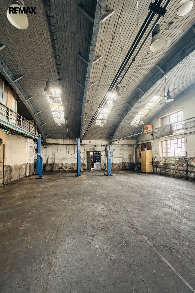 Pronájem obchodních prostor 500 m² — photo 4