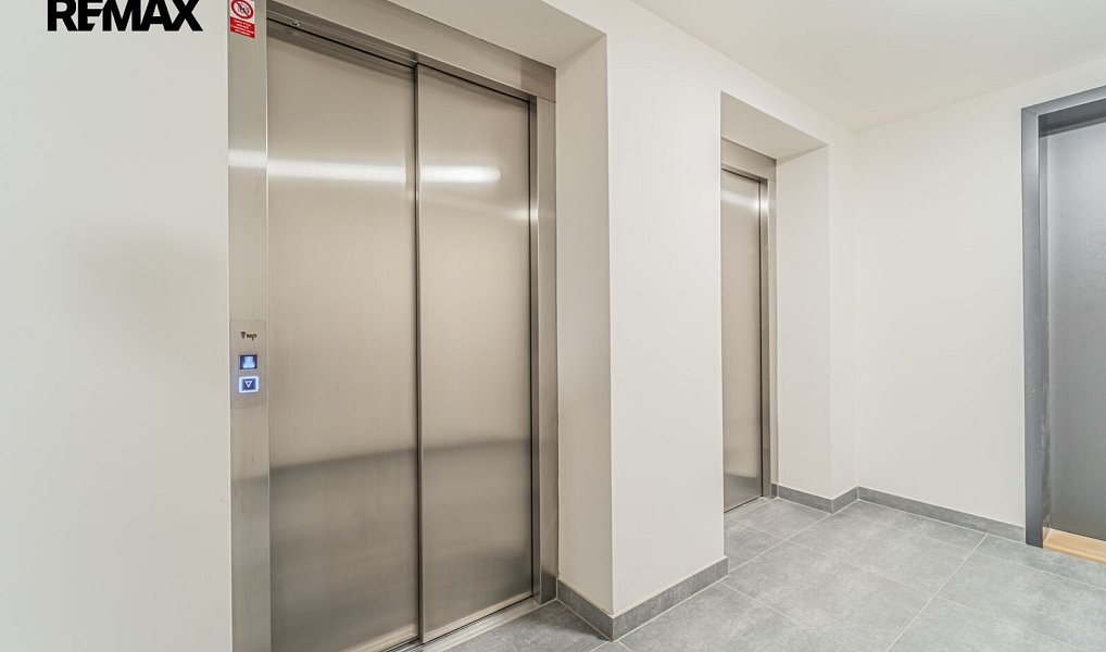 Prodej bytu 2+kk 67 m², Praha – náhled fotky 11