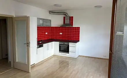 Pronájem bytu 2+kk 75 m², Bratislavská, Praha 10 - Hostivař