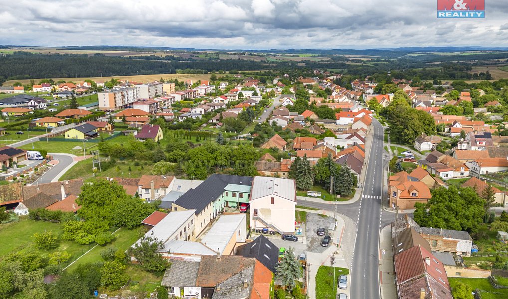 Pronájem bytu 1+kk 10 m², Kožlany – náhled fotky 12