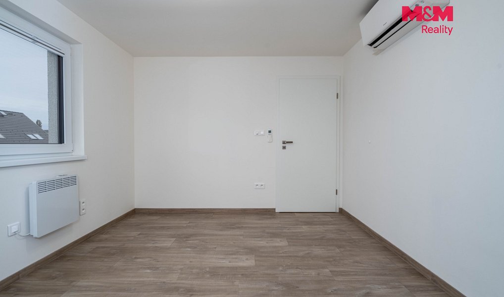 Prodej bytu 3+kk 81 m², Smiřice – náhled fotky 10