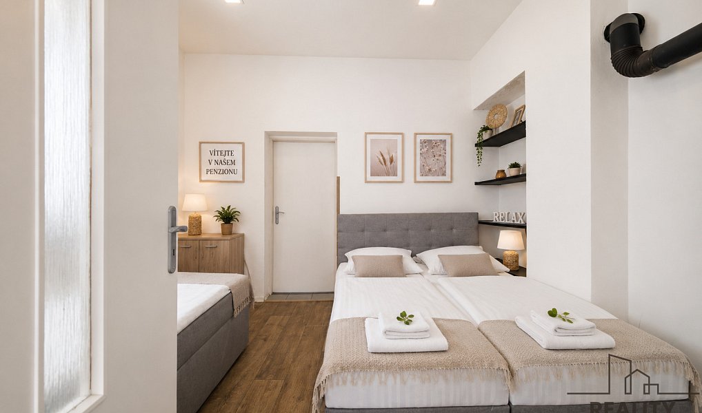 Prodej ubytovacího objektu 491 m², Pustá Kamenice – náhled fotky 2